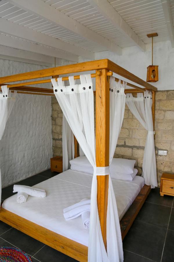 Rikas Alaçatı Luaran gambar